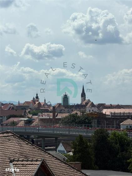 Apartament cu 3 camere în Lazaret