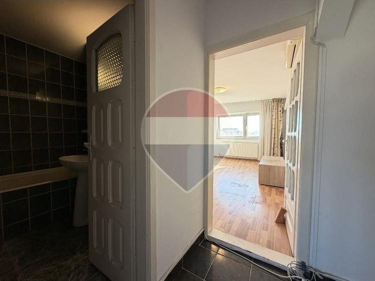 Apartament cu 2 camere decomandat în Lipovei