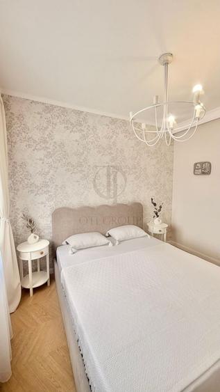 Apartament cu 3 camere semidecomandat în Florești