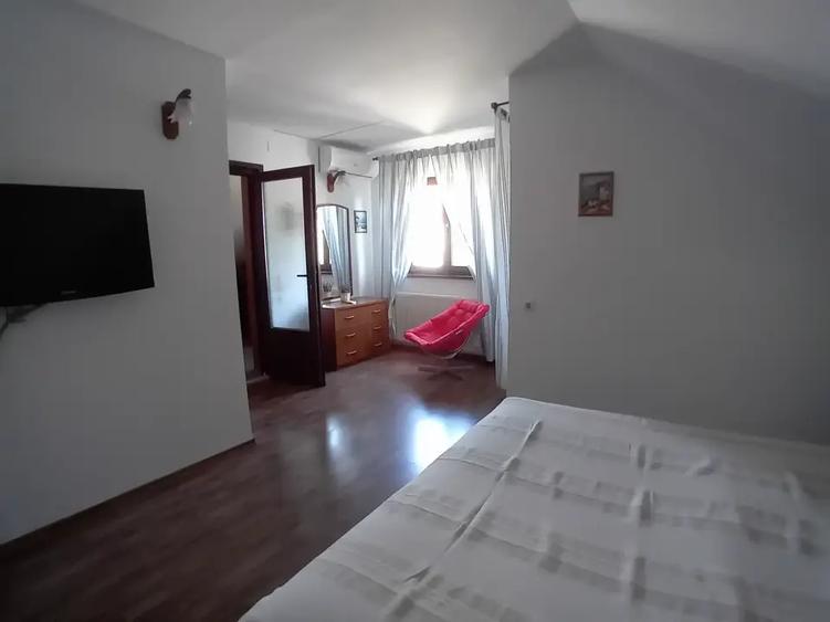 Casă individuală cu 5 camere cu Canalizare în Mogoșoaia