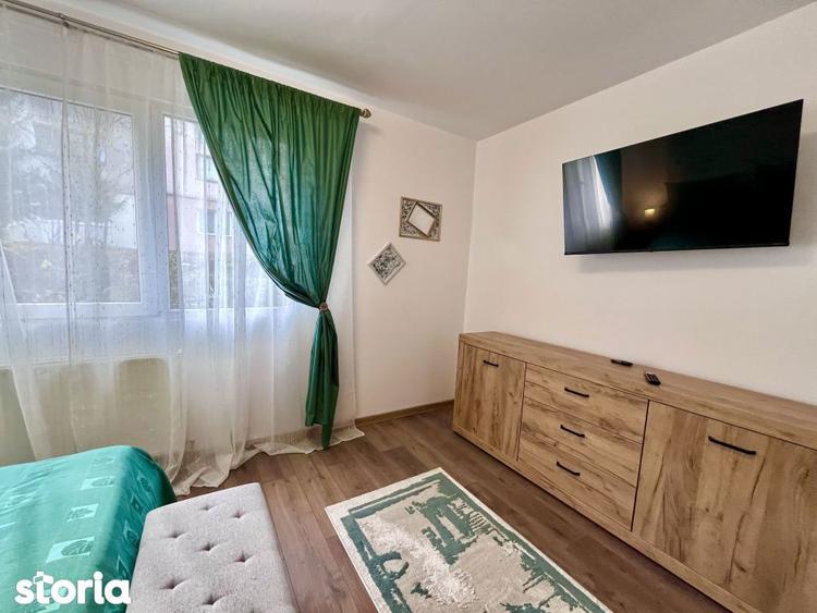Apartament cu 2 camere semidecomandat, mobilat în Est
