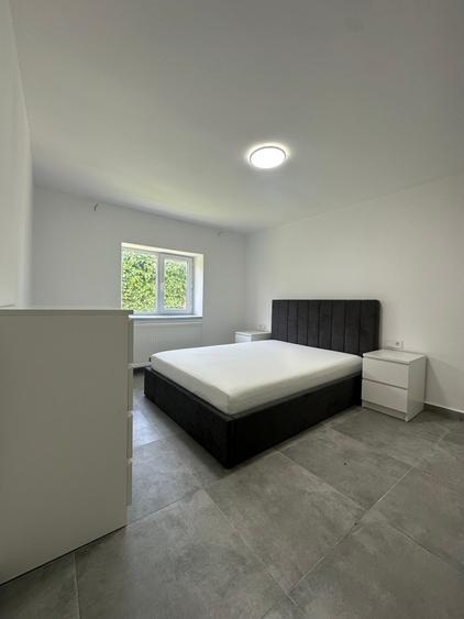 Casă cu 6 camere cu Teren 632 Mp în Palazu Mare