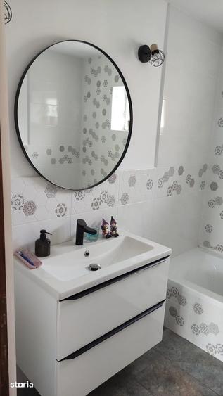 Casă cu 4 camere cu Teren 2600 Mp în Sânpaul