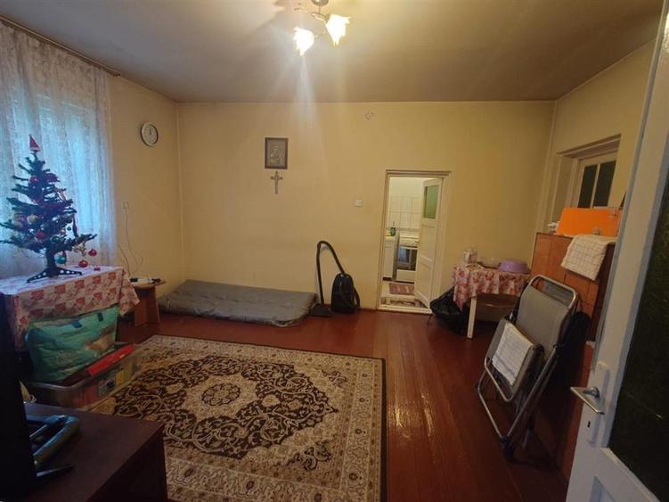 Casă cu 3 camere cu Teren 12861 Mp în Luncoiu de Jos