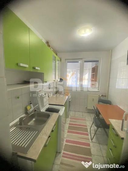 Apartament cu 2 camere semidecomandat în Gorjului