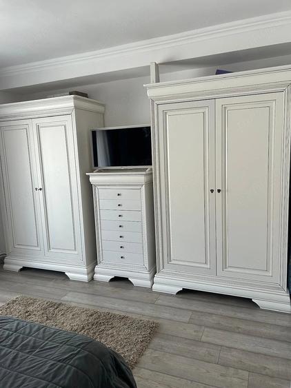 Apartament cu 4 camere decomandat în Ștefan cel Mare