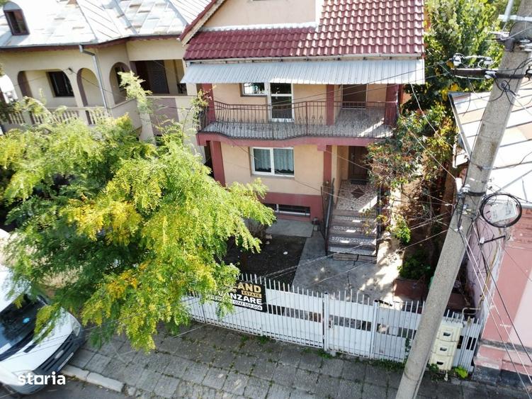 Casă cu 4 camere în Băceni