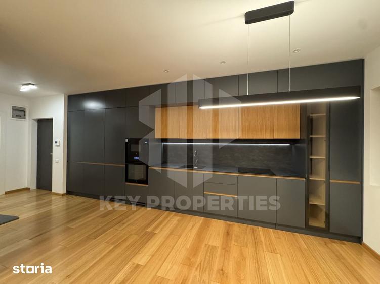 Apartament cu 3 camere în Est