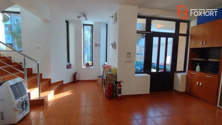 Casă cu 6 camere cu Teren 788 Mp în Bucovina