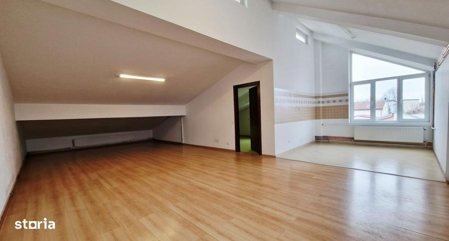 Casă cu 4 camere cu Teren 544 Mp în Dămăroaia