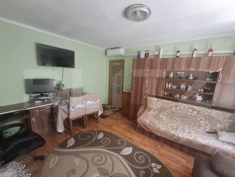 Apartament cu 2 camere de vanzare,41mp,zona Micro 15 - 9