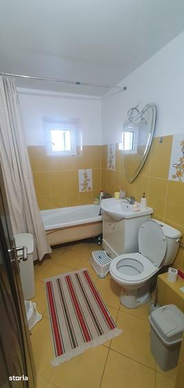 Apartament cu 3 camere în Nicolina