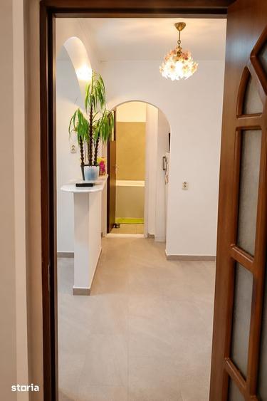 Apartament cu 2 camere nedecomandat în Crângași