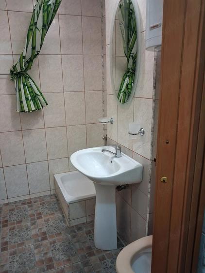 Apartament cu 2 camere decomandat în Berceni