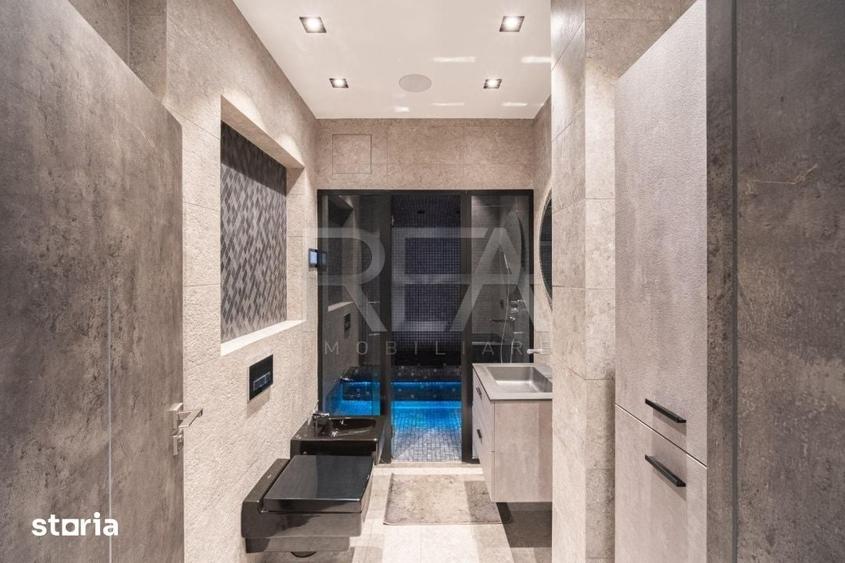 Apartament cu 5 camere decomandat în Tei
