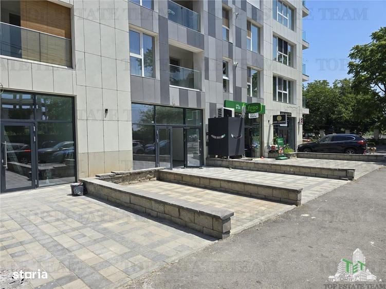 Spațiu comercial, de 84 mp, în Central