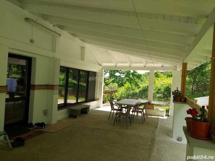 Casa Spatioasa 5 dormitoare intravilan Calimanesti