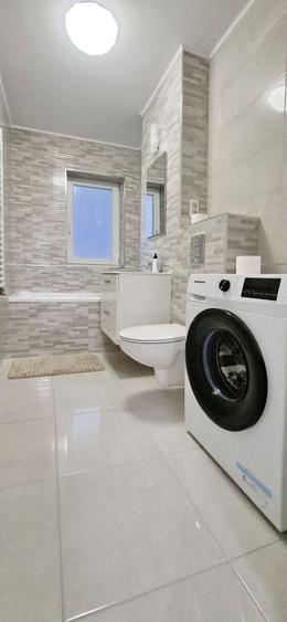 Apartament cu 3 camere decomandat în Sânpetru