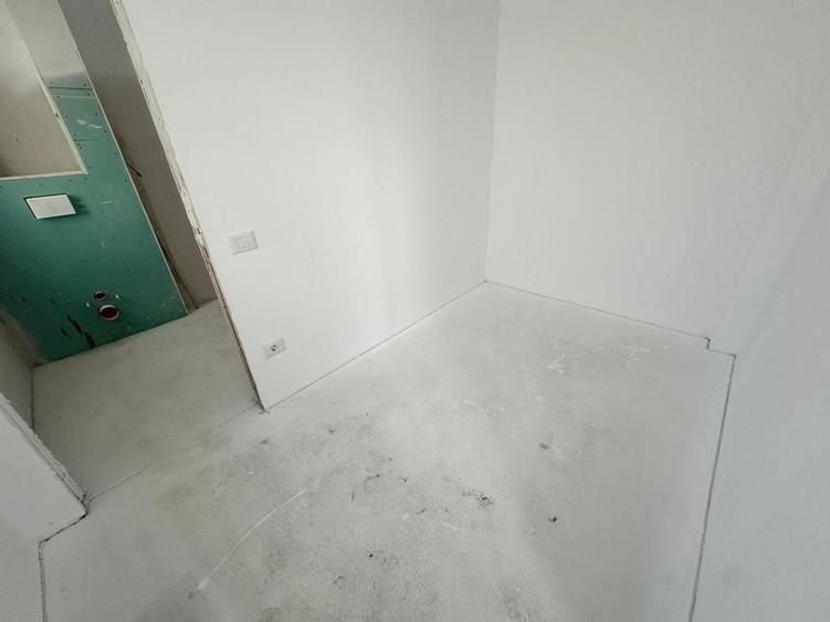 Casă individuală cu 4 camere cu Canalizare în Central