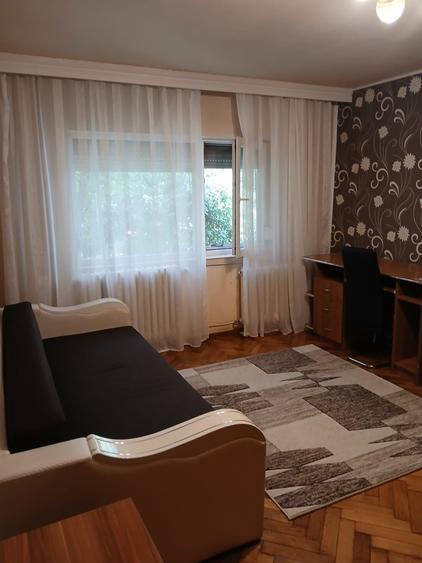 Apartament cu 2 camere decomandat în Rogerius