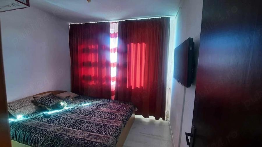 Apartament cu 3 camere semidecomandat în Tudor Vladimirescu