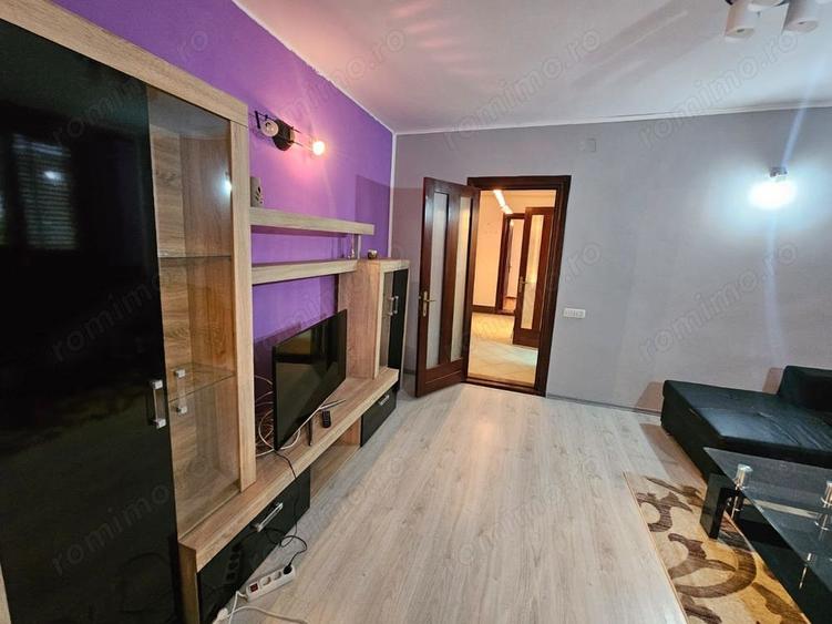 Apartament cu 3 camere decomandat în Ultracentral