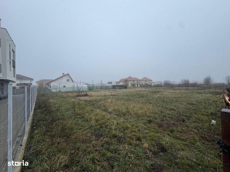 Teren de 1409 mp, în Dumbrăvița