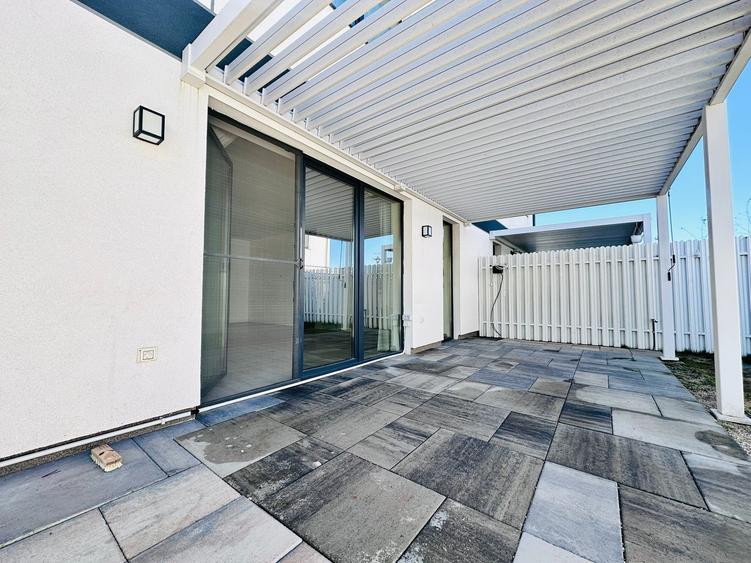Duplex cu 5 camere cu Canalizare în Central