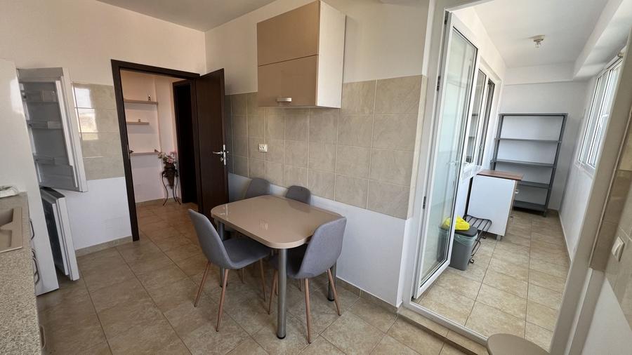 Apartament cu 2 camere decomandat, mobilat în Păcii
