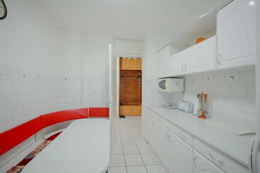 Apartament cu 2 camere decomandat în Nufărul