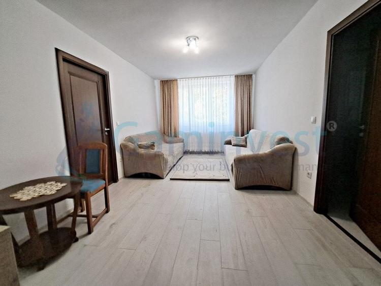 Apartament cu 3 camere circular, mobilat în Central