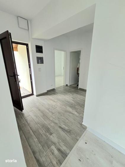 Casă cu 3 camere în Balotești