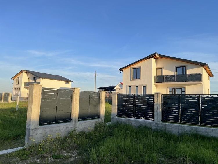Casă cu 4 camere cu Teren 700 Mp în Central