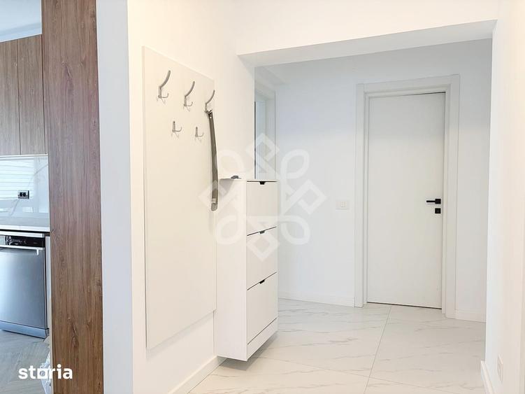 Apartament cu 3 camere decomandat în Seleuș