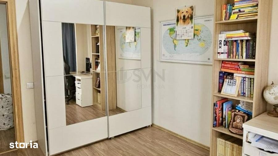 Apartament cu 4 camere decomandat în Central
