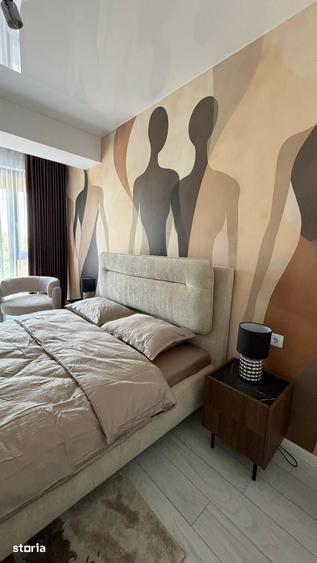 Apartament cu 3 camere în Piața Centrală