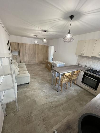 Apartament cu 2 camere semidecomandat, mobilat în Braytim