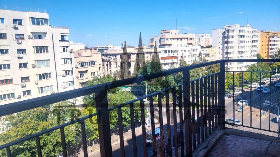 Apartament cu 2 camere decomandat în Moșilor