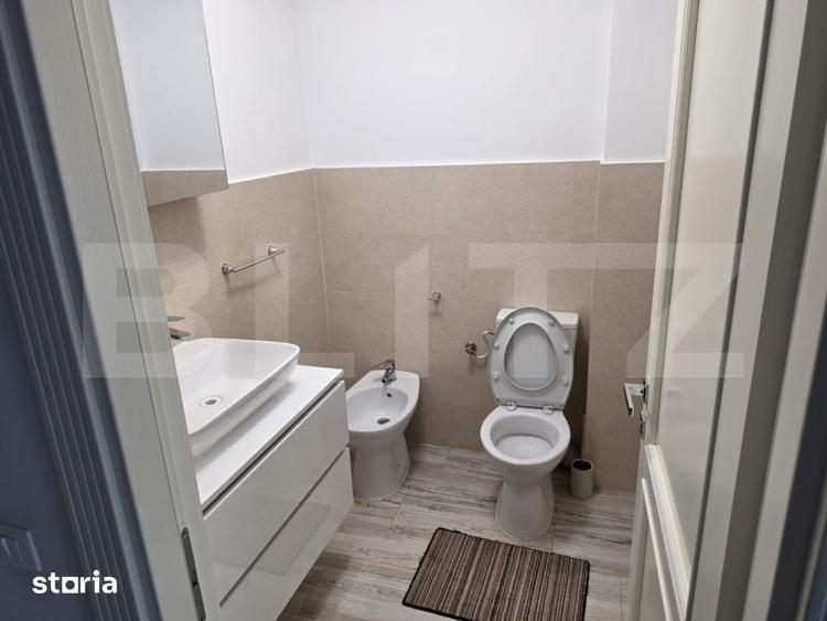 Apartament cu 3 camere decomandat în Sud