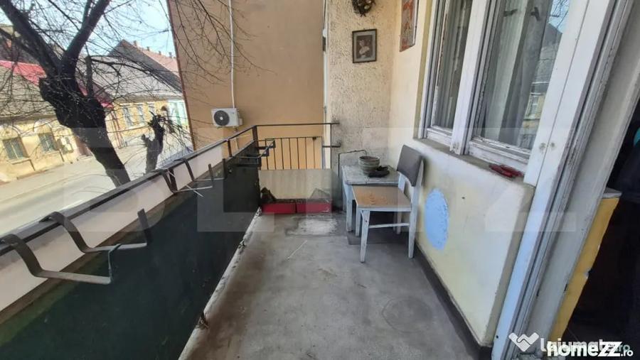 Apartament cu 2 camere semidecomandat în Central