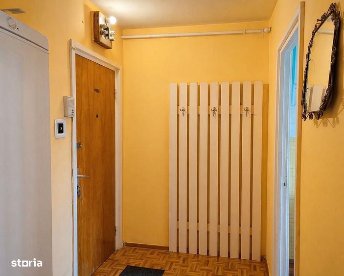Apartament cu 2 camere decomandat în Răcădău