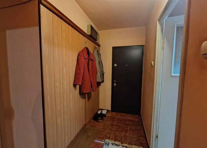 Apartament cu 3 camere decomandat în Burdujeni