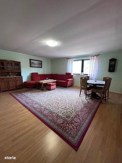 Casă cu 2 camere cu Teren 2380 Mp în Iacobeni
