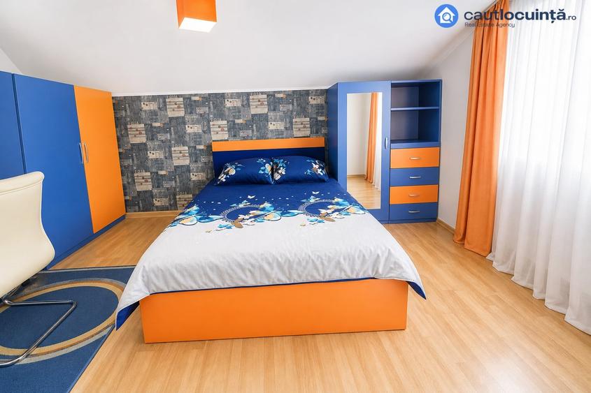 Casă cu 5 camere cu Teren 218 Mp în Tei