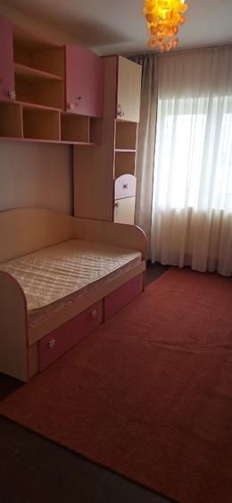 Apartament cu 3 camere decomandat în Nord-Vest