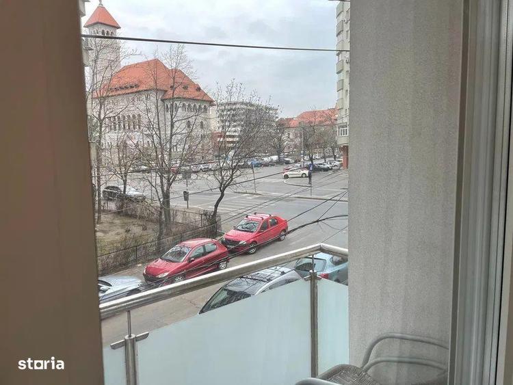 Apartament cu 2 camere, mobilat în Grivița