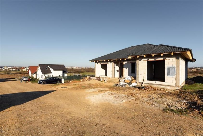 Casă individuală cu 3 camere cu Teren 468 Mp în Nord-Vest