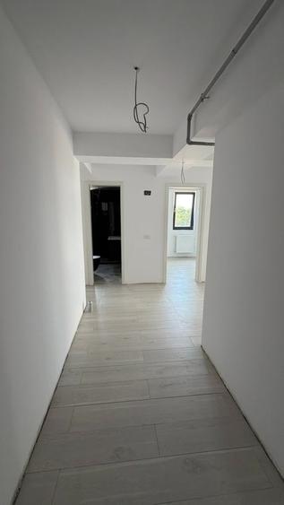 Apartament cu 3 camere decomandat în Măgurele