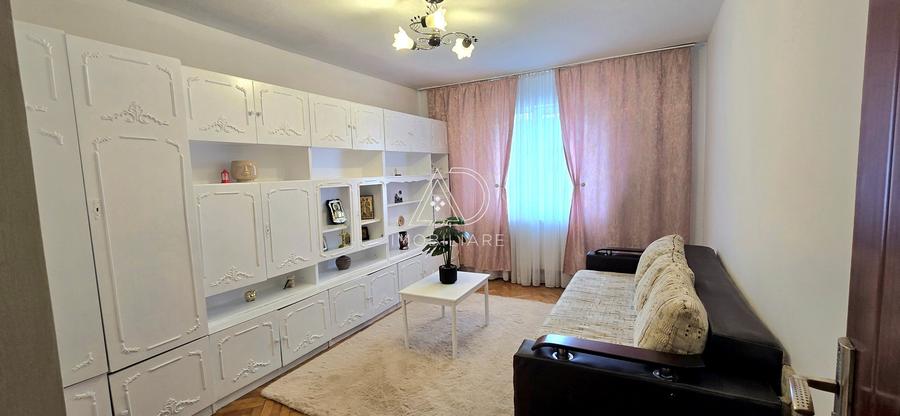 Apartament cu 2 camere decomandat în 9 Mai