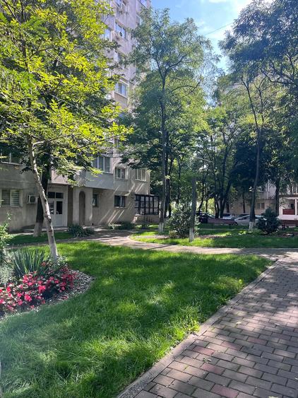 Garsonieră decomandată în Moara de foc